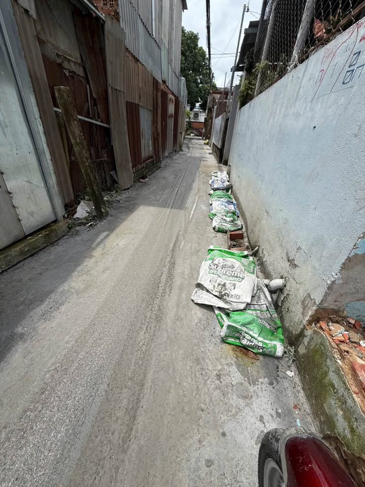 Đất nền Hiệp Thành 13, quận 12, 70m² giá 3.5 tỷ - Sổ đỏ chính chủ sẵn sàng giao dịch!