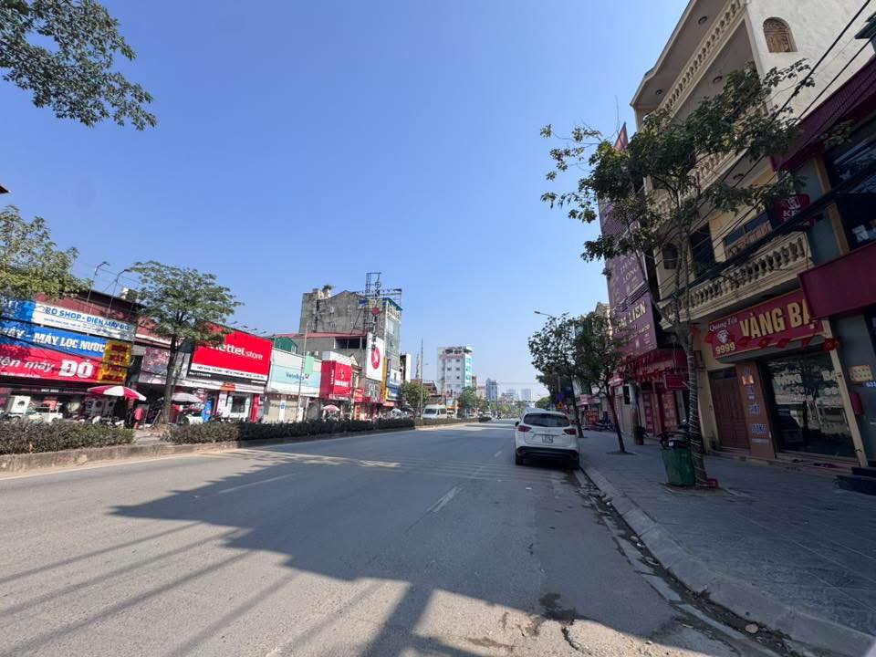 Nhà 6 tầng Trạm Trôi, Hoài Đức 37m² giá 8 tỷ - Thiết kế hiện đại, tiện ích không thiếu!