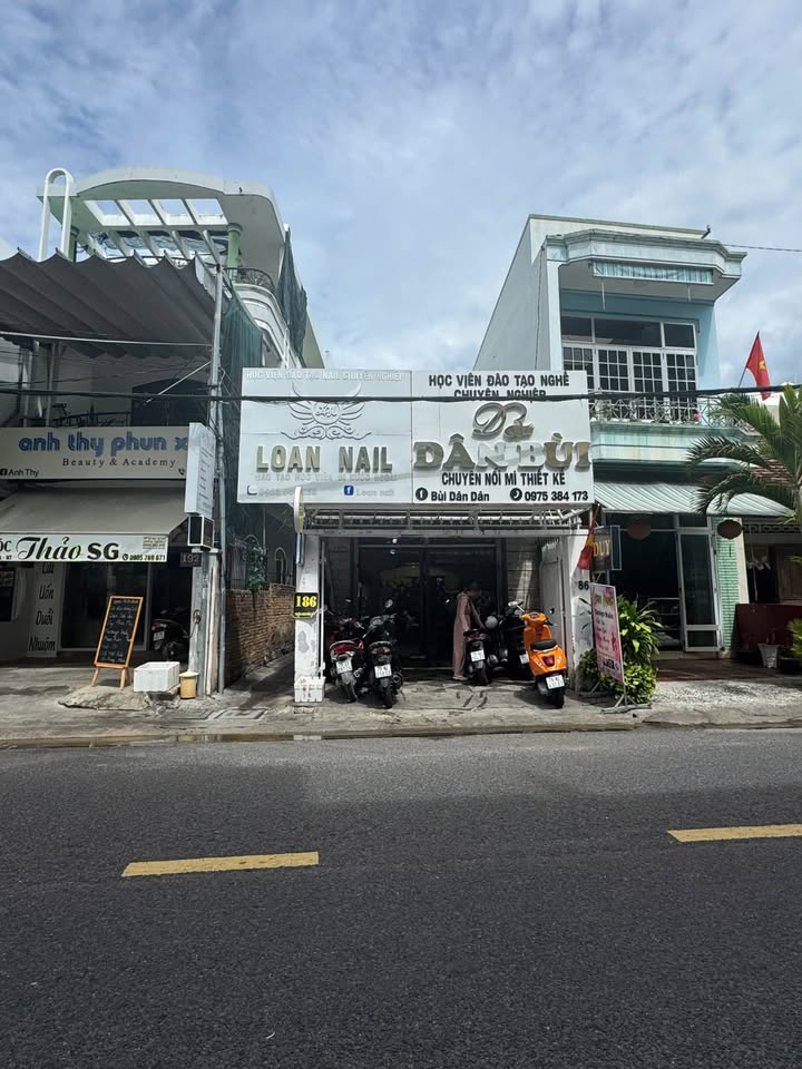 Căn góc mặt tiền Trần Nguyên Hãn, Nha Trang 99.6m² giá 7.3 tỷ - Vị trí đắc địa cho kinh doanh