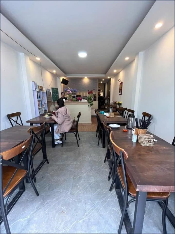 Nhà nguyên căn cho thuê mặt tiền Nguyễn Lương Bằng, Đà Lạt - Kinh doanh tốt, giá chỉ 22 triệu/tháng!