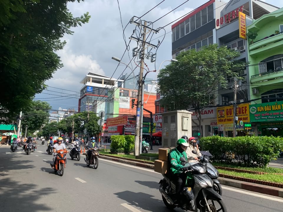 Mặt tiền kinh doanh Bàu Cát, Tân Bình 130m² giá 12 tỷ - Đầu tư sinh lời ngay!