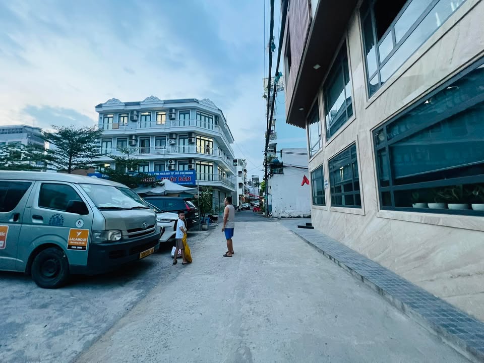 Nhà cấp 4 Tân Phú 42m² giá chỉ 4 tỷ - Sổ hồng riêng, cho thuê sinh lời!