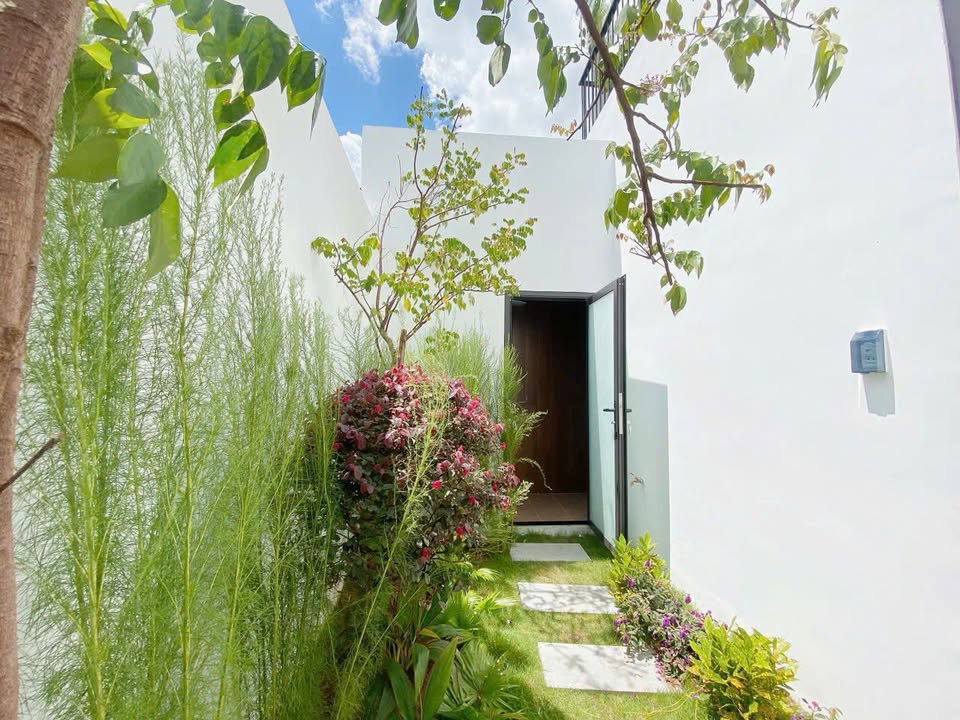 Kho bãi mặt tiền QL14 Cư M'Gar 7.700m² giá 45 tỷ - Đầu tư sinh lời ngay!