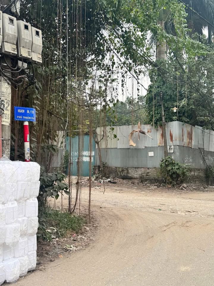 Kho xưởng Thạch Cầu 200m² giá 6 tỷ - Pháp lý rõ ràng, giao dịch nhanh!