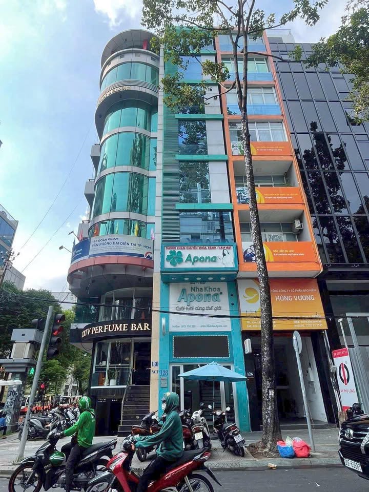 Bán nhà Mặt Tiền Nguyễn Công Trứ, Quận 1, 68.2m² - Đầu tư sinh lời ngay!