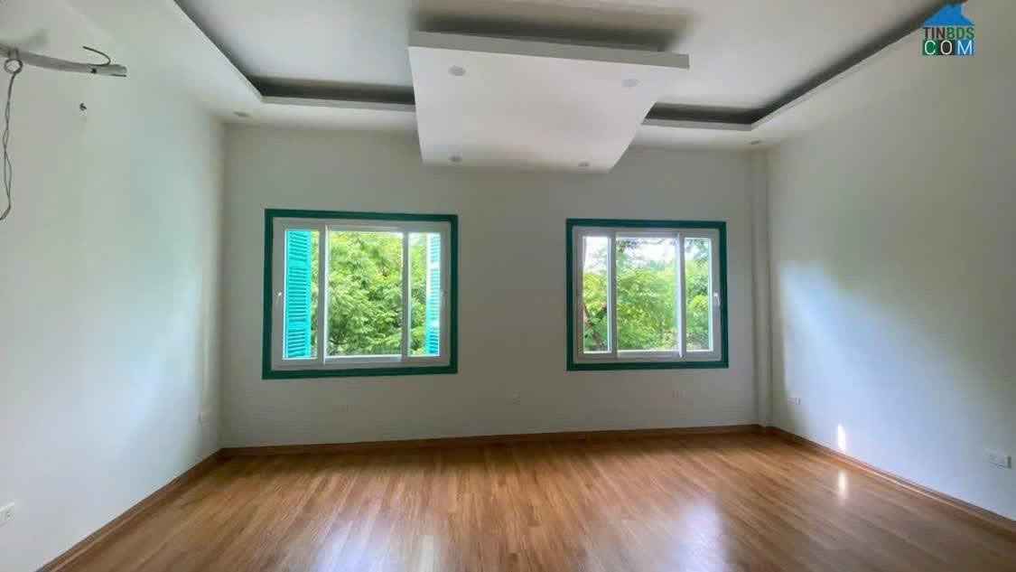 Cho thuê nhà mặt phố Lê Hồng Phong, Ba Đình 52m² - Nhà mới, đẹp, vị trí đắc địa!