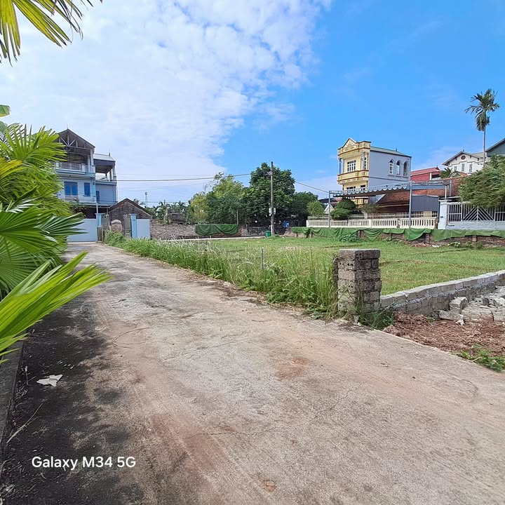 Đất thổ cư xã Dân Hòa, Thanh Oai 42m² giá nhỉnh 2 tỷ - Đường rộng, mặt tiền đẹp!