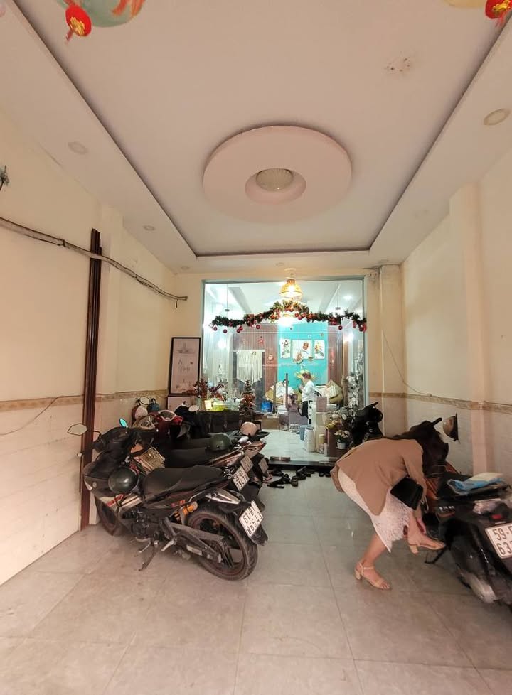 Nhà thuê mặt tiền Nguyễn Quý Anh, Tân Sơn Nhì 80m² giá 18 triệu - Phù hợp làm văn phòng, spa