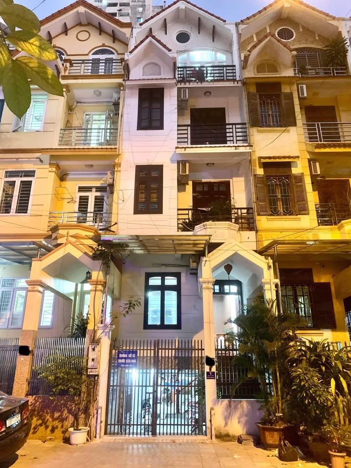 Cho thuê nhà liền kề Bắc Hà 90m² giá 35 triệu/tháng - Vị trí đắc địa