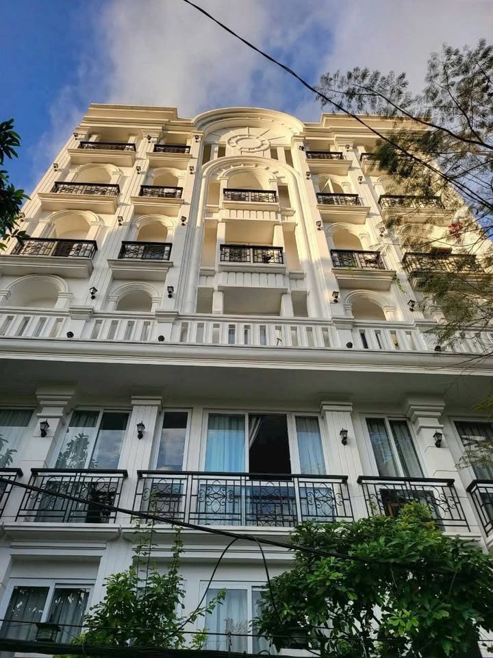 Tòa nhà 77 phòng Bình Giã, Tân Bình 242m² giá 65 tỷ - Doanh thu 450 triệu/tháng!