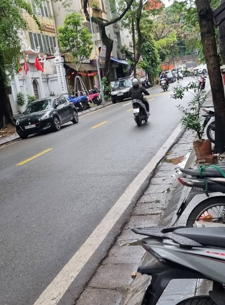 Tòa nhà văn phòng 9 tầng Nguyễn Huy Tự, Hai Bà Trưng 98m² giá 119 tỷ - Cơ hội đầu tư sinh lời!