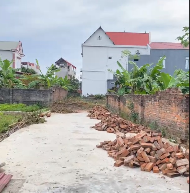 Đất 430m² Đông Phú - Xuân Phú, Bắc Giang giá chỉ 1 tỷ - Đầu tư sinh lời cao!