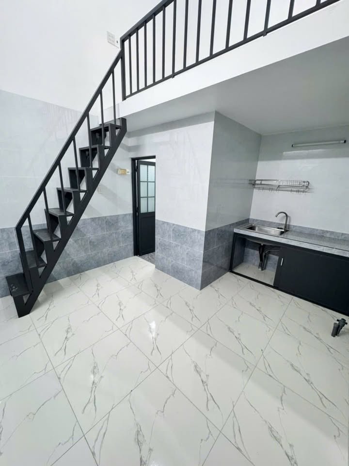 Phòng trọ mới xây đường Hoàng Quốc Việt, An Bình 25m² chỉ 2.5 triệu/tháng - An ninh tốt, tiện nghi đầy đủ!