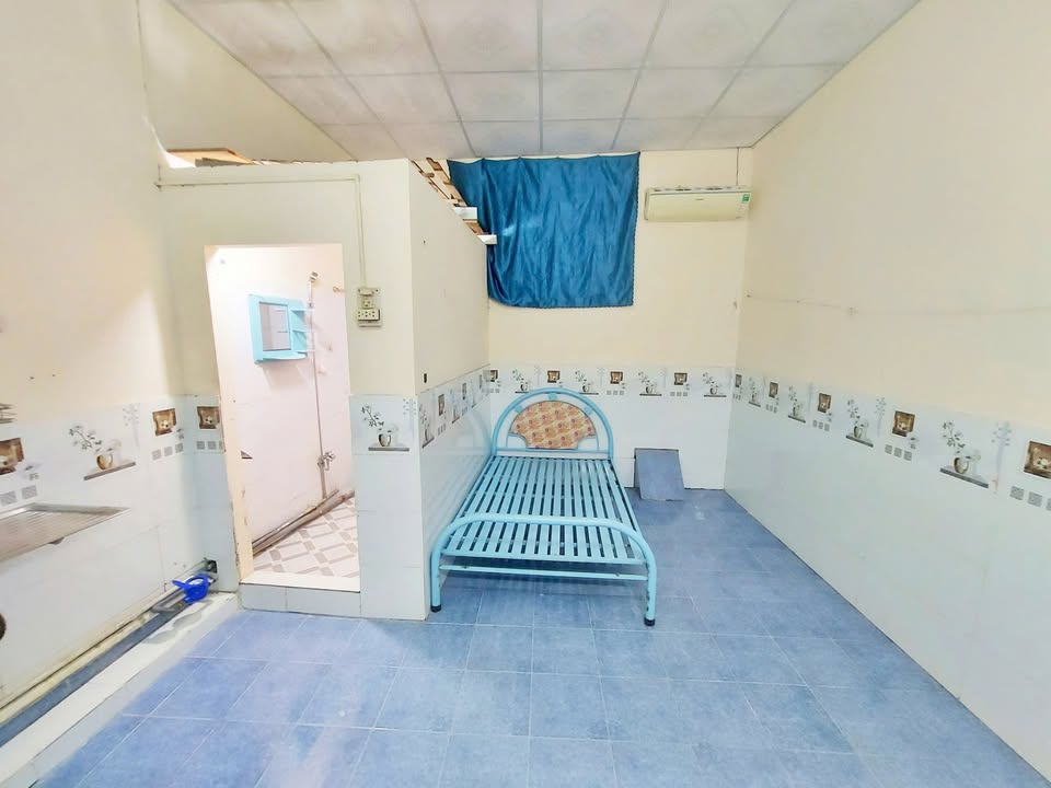 Phòng Trọ Hẻm 180 Đường Cách Mạng Tháng 8, Quận Ninh Kiều 14m² - Giá chỉ 1.5 triệu/tháng!