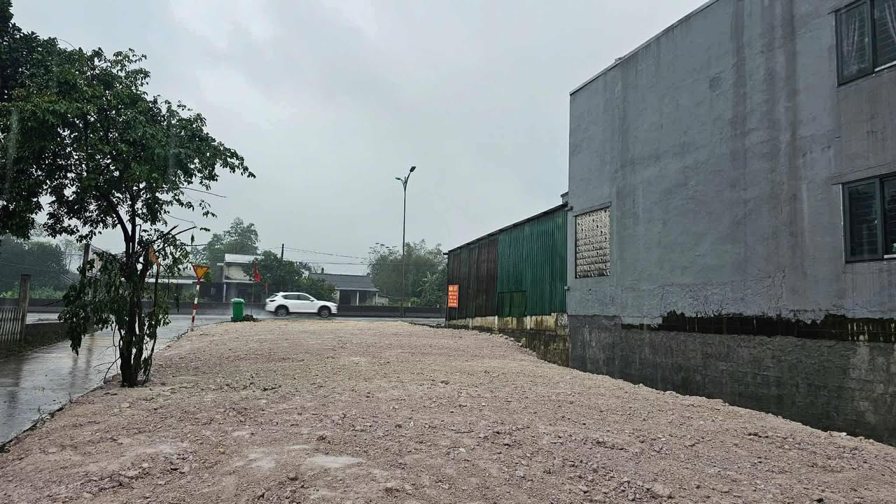 Đất mặt tiền QL 1A Phong An 311m² giá 2 tỷ - Vị trí đắc địa cho đầu tư!