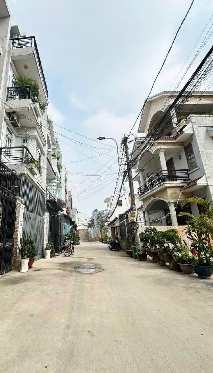 Đất thổ cư 98m² đường 339, Phước Long B, Thủ Đức - Giá chỉ 8 tỷ!