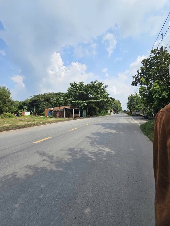 Đất mặt tiền Tỉnh Lộ 15 Củ Chi 3922m² giá 28 tỷ - Sổ đỏ chính chủ, xây dựng tự do!