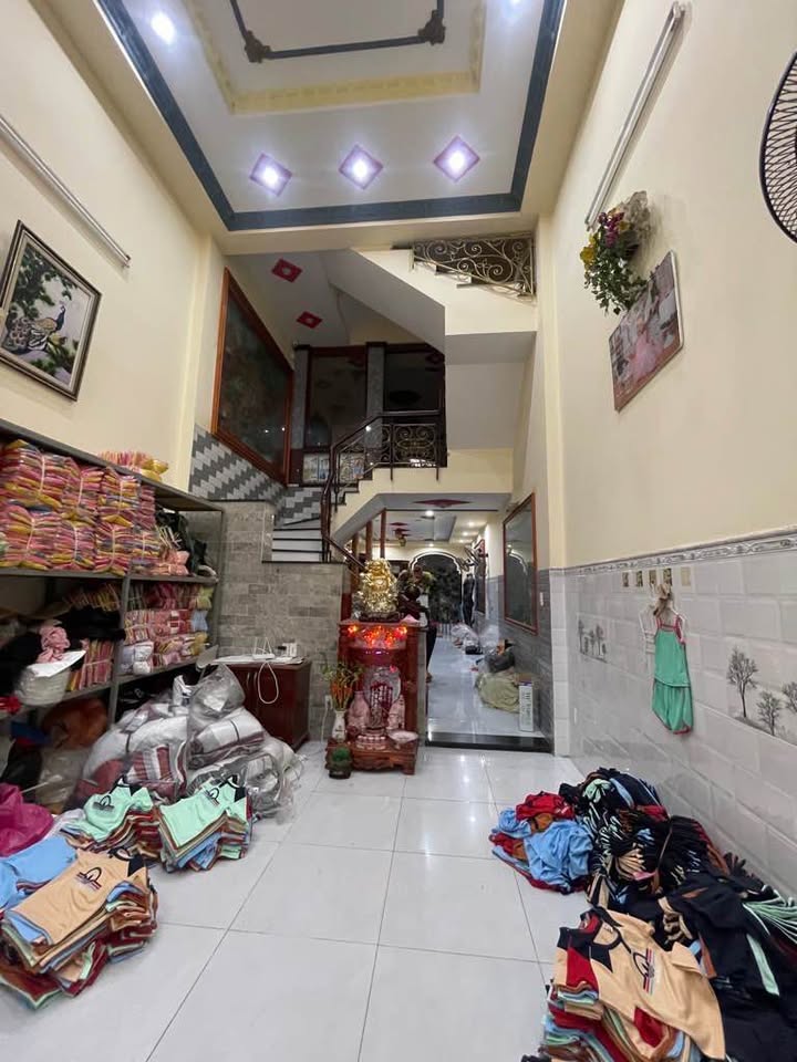 Nhà phố 30 Bờ Bao Tân Thắng, quận Tân Phú, 92m² giá 7.5 tỷ - Đối diện Aeon Mall Tân Phú!