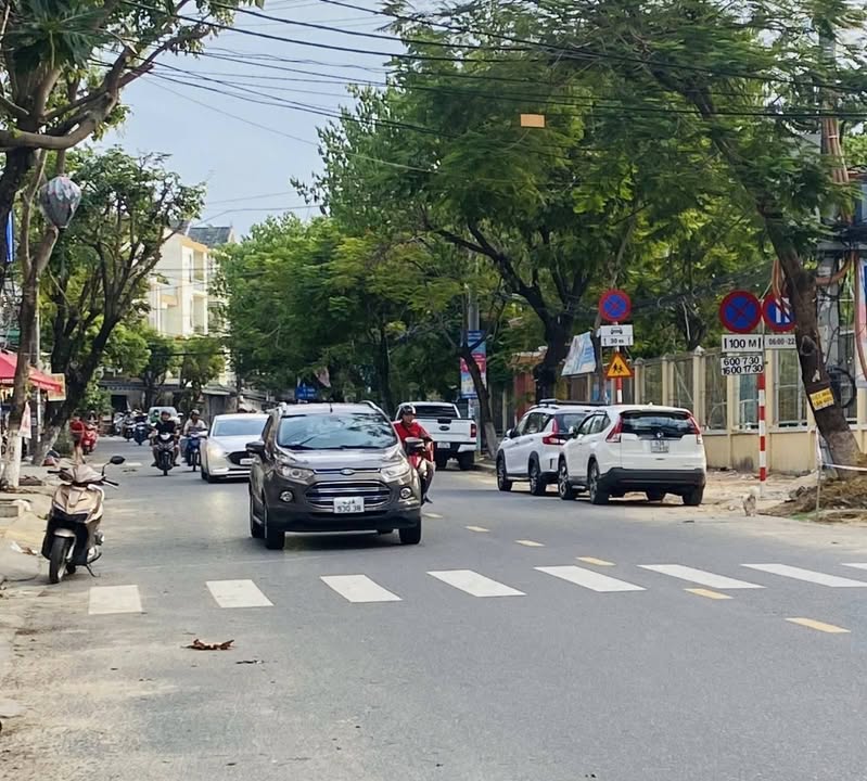 Nhà gác lửng mặt tiền Hà Huy Tập, Thanh Khê, 72m² giá 8.9 tỷ - Đầu tư sinh lời cao!