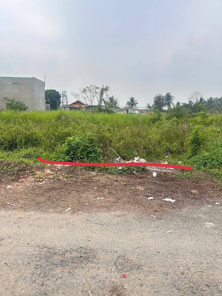 Đất nền Nhựt Chánh, Bến Lức 104m² giá 600 triệu - Cơ hội đầu tư tuyệt vời!