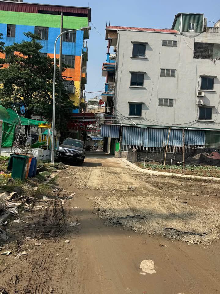 Đất dịch vụ Trạm Trôi Hoài Đức 55m² - Vị trí đẹp, lô góc thuận lợi!