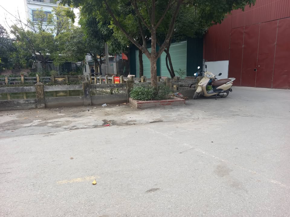 Nhà riêng Đan Phượng 106m² giá thương lượng - Vị trí trung tâm, an ninh tốt!