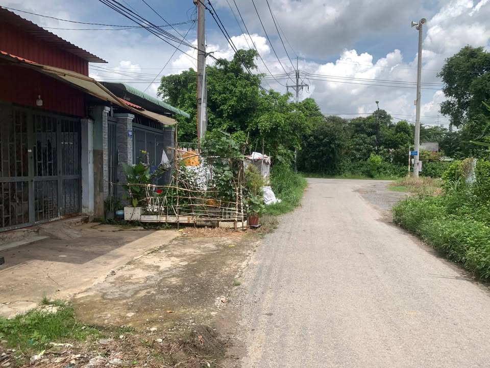 Nhà trọ Tân Phú Trung, Củ Chi 100m² giá 2.55 tỷ - Đầu tư sinh lời ngay!