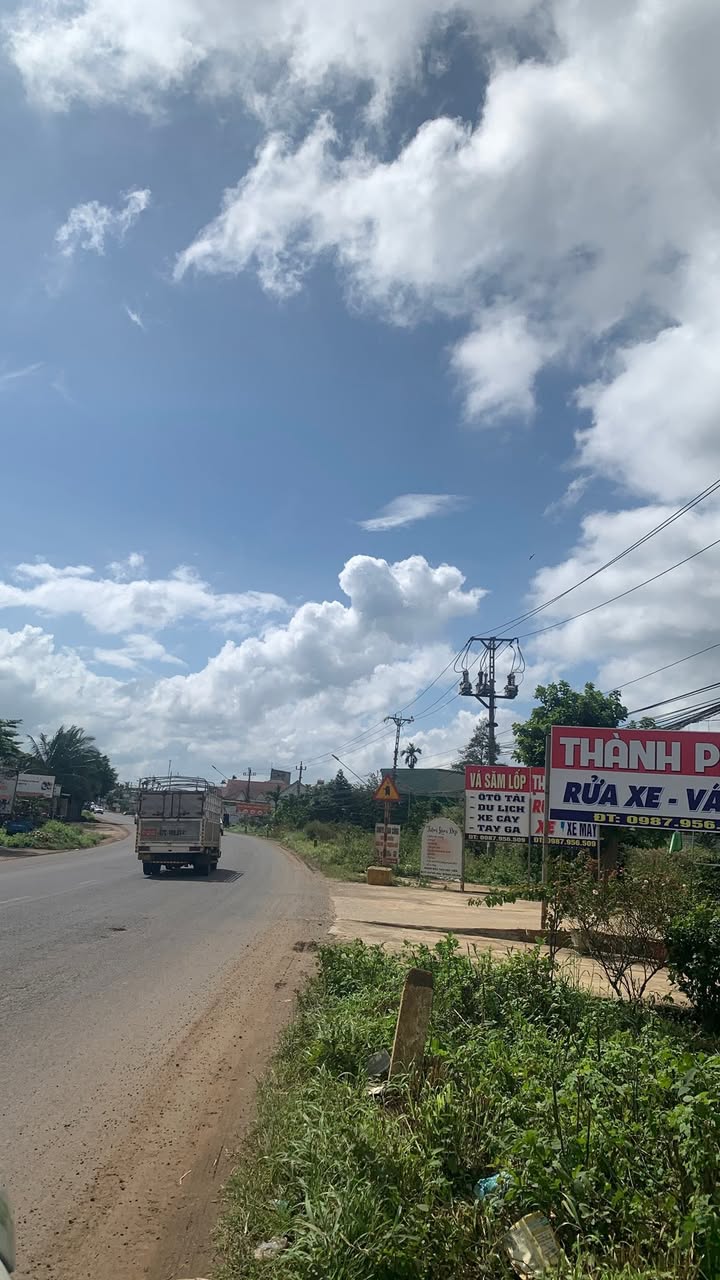 Đất mặt tiền Quốc lộ 14, Cuôr Đăng 300m² giá 5 tỷ - Kinh doanh cực tốt!