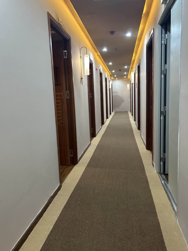 Khách sạn 6 tầng mặt tiền Lý Thánh Tông, Sơn Trà, Đà Nẵng 262m² giá 68 tỷ - Cơ hội đầu tư tuyệt vời!