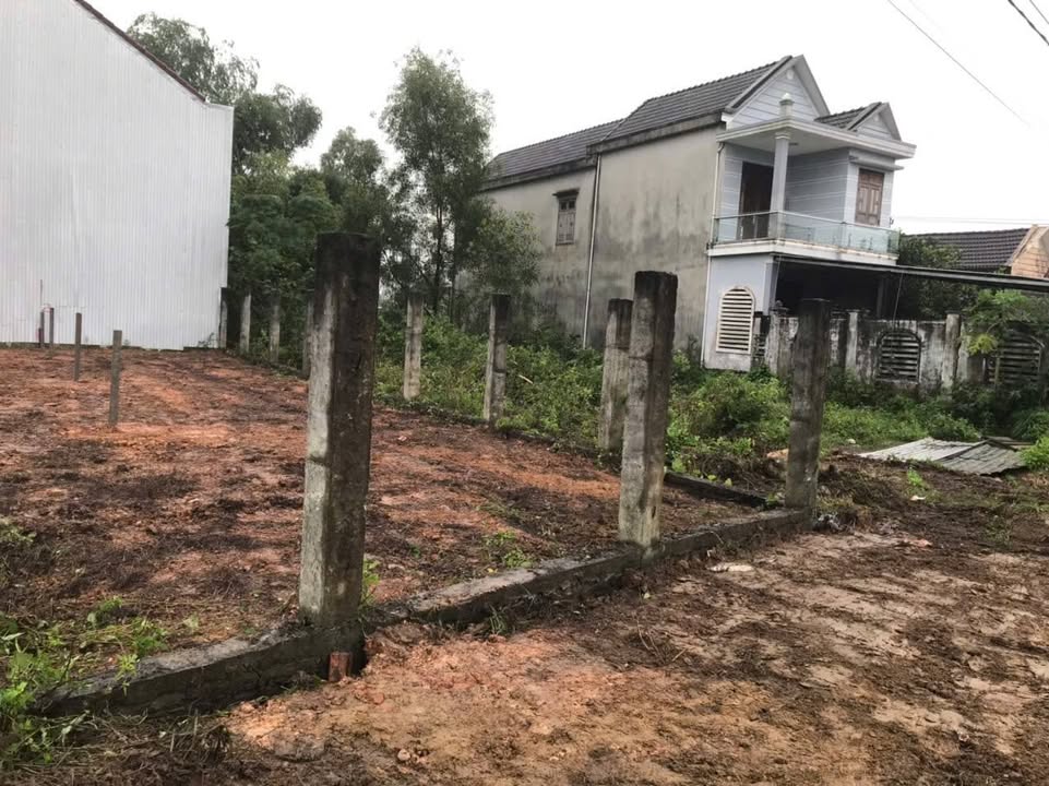 Đất mặt tiền đường 605, xã Hòa Tiến, 112m² giá 2 tỷ - Cơ hội đầu tư tuyệt vời!