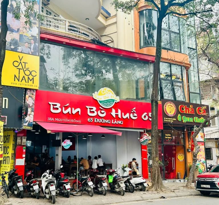 Nhà mặt phố Nguyễn Trãi 50m² giá 50 triệu - Kinh doanh sầm uất, nhận nhà ngay!