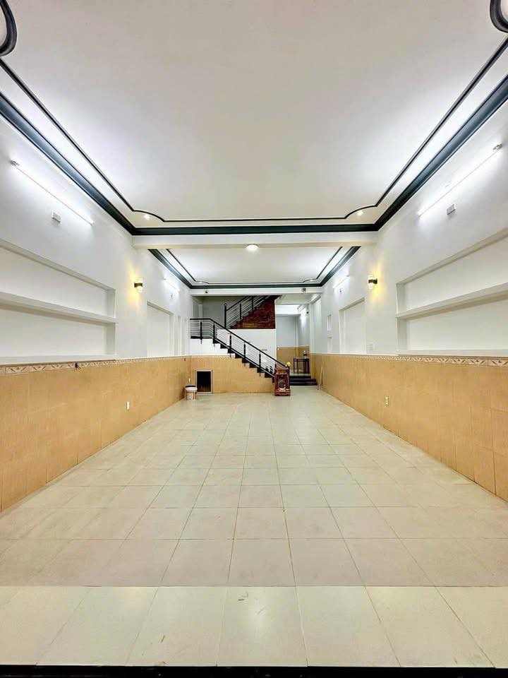 Nhà cho thuê 2 tầng mặt tiền đường Bế Văn Đàn, 75m² - Phù hợp kinh doanh ngay!