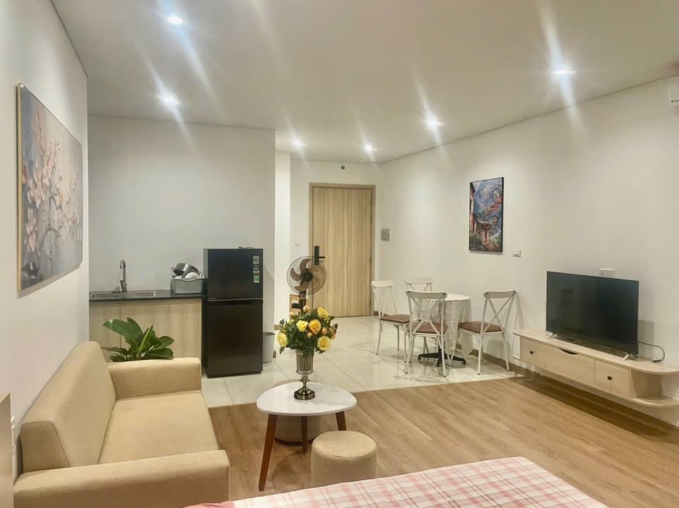 Căn hộ studio Bim 30 tầng Bãi Cháy 41m² giá 1 tỷ - Hướng Đông mát mẻ quanh năm!