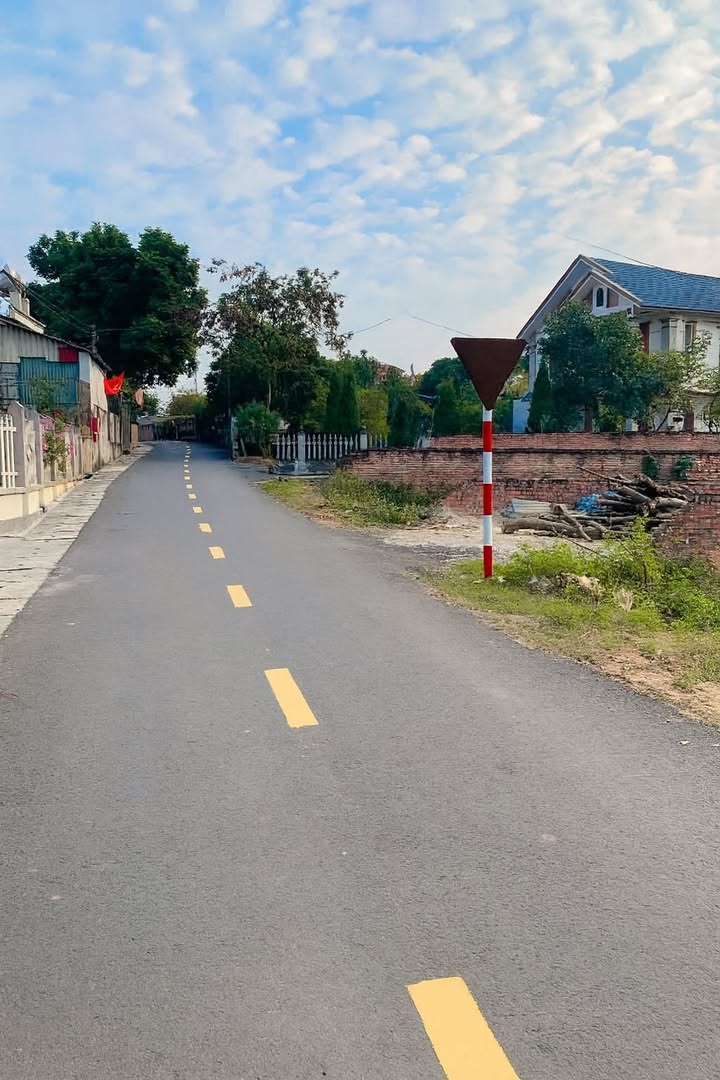 Đất nền đẹp xã Hy Cương Phú Thọ 400m² - Sổ hồng chính chủ, giá thỏa thuận!