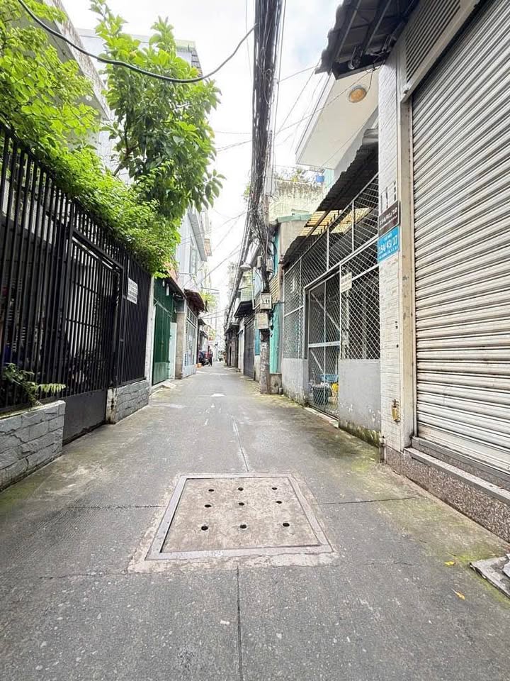 Nhà 5 tầng 2 mặt hẻm đường Âu Dương Lân, Quận 8, giá 7.9 tỷ - Tiềm năng cho thuê cao!