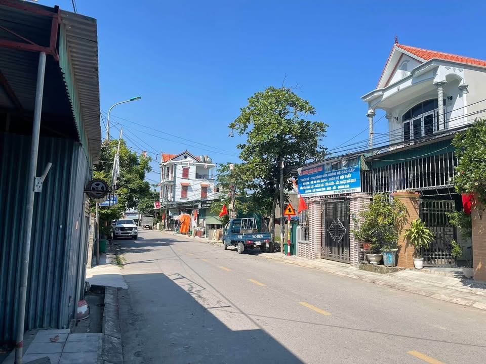Đất mặt đường Liên Hoà Quảng Yên 124,7m² - Giá tốt nhất khu vực!