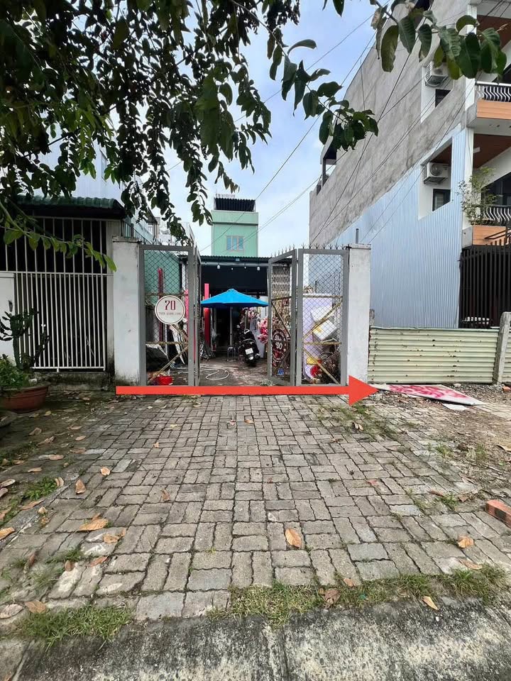 Đất tặng nhà đường Trần Quang Long, Hòa Minh, Liên Chiểu 90m² giá 5.3 tỷ - Cơ hội đầu tư tuyệt vời!