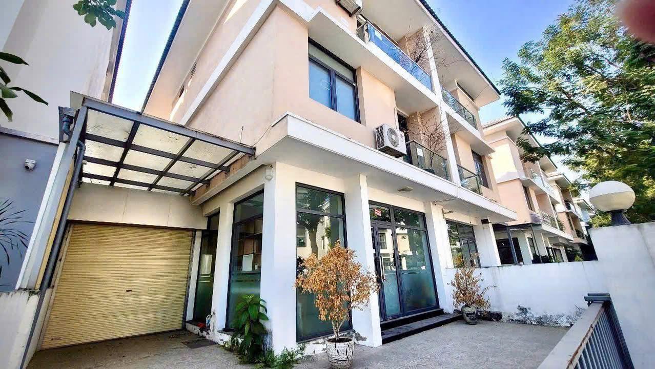 Cho thuê Biệt Thự liền kề khu A An Phú 202m² giá 40 triệu - Vị trí đắc địa gần Aeon Mall