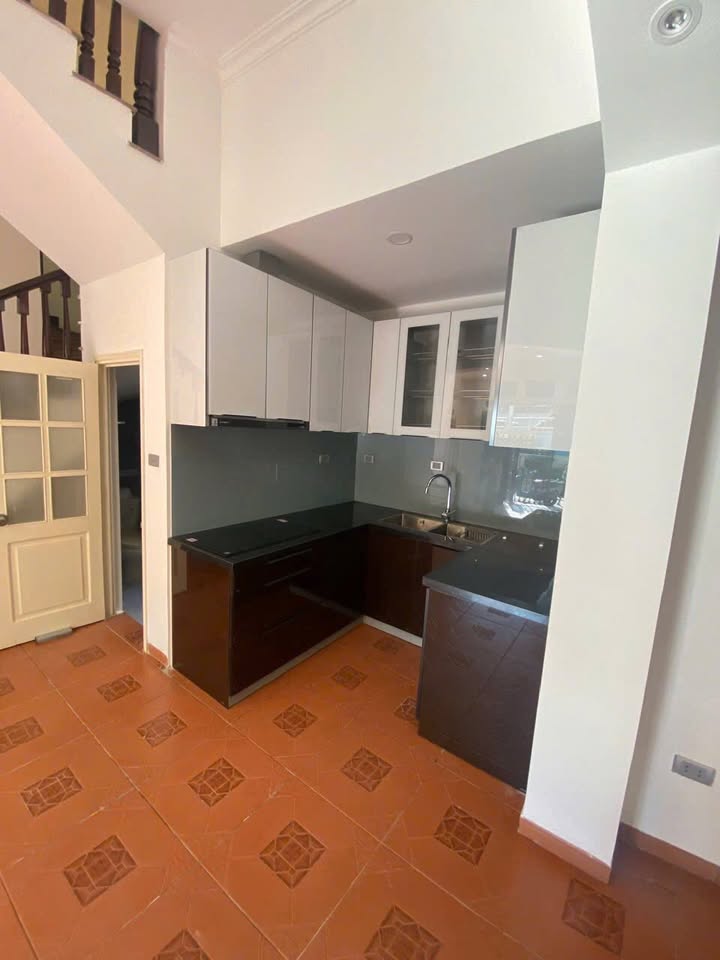 Biệt thự Âu Cơ Tây Hồ 85m² giá thuê thỏa thuận - Sẵn sàng vào ở ngay!