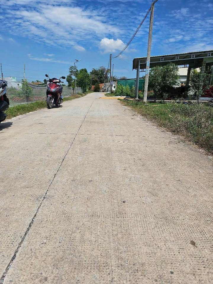 Bán lô đất xã Mỹ Hạnh, Đức Hòa, Long An 117m² giá 950 triệu - Đầu tư sinh lời ngay!