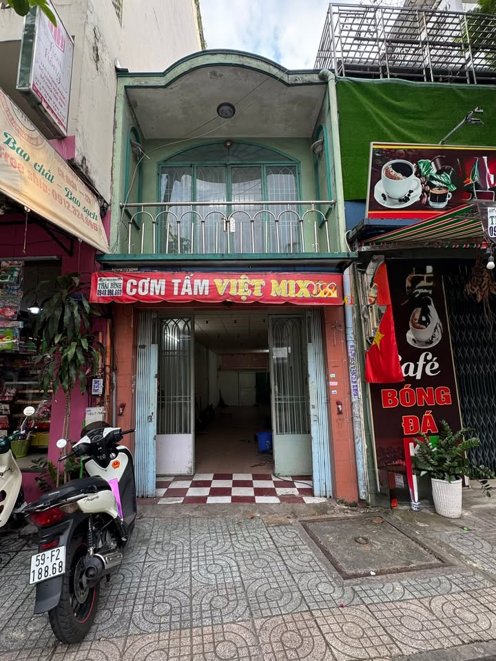 Nhà cho thuê mặt tiền Phạm Văn Chí, Quận 6 - Diện tích 96m², chỉ 25 triệu/tháng!