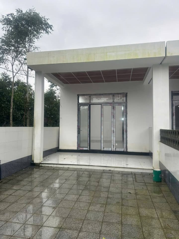 Nhà bán tại đường Ngô Hà, Huế, 150m² chỉ 1.38 tỷ - Sân đậu ô tô thoải mái!