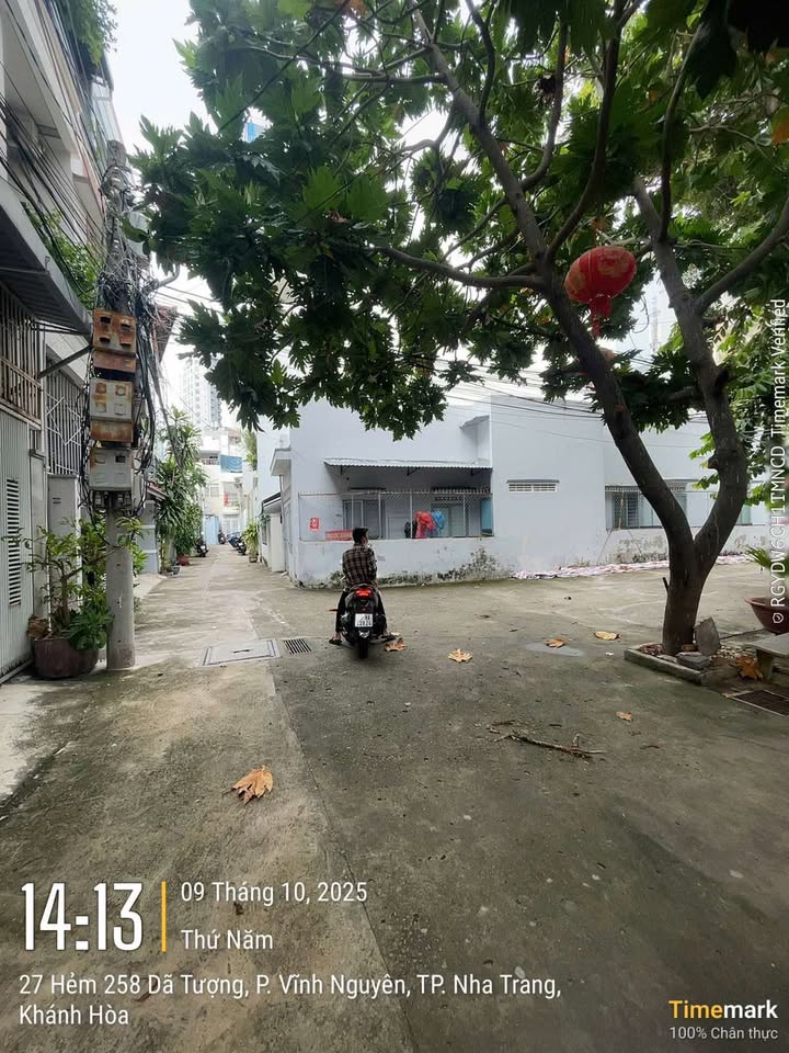 Nhà 2 tầng hẻm Dã Tượng, Nha Trang 42.7m² giá 4.75 tỷ - Gần biển, khu vực an ninh!