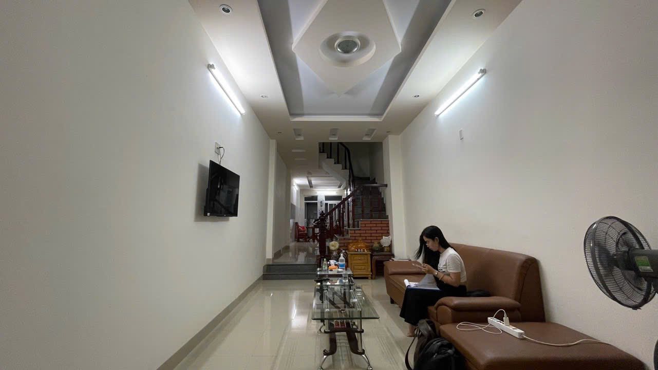 Nhà 2 tầng hẻm ô tô trung tâm Lộc Thọ 62.88m² giá 7.5 tỷ - Cách biển 400m!