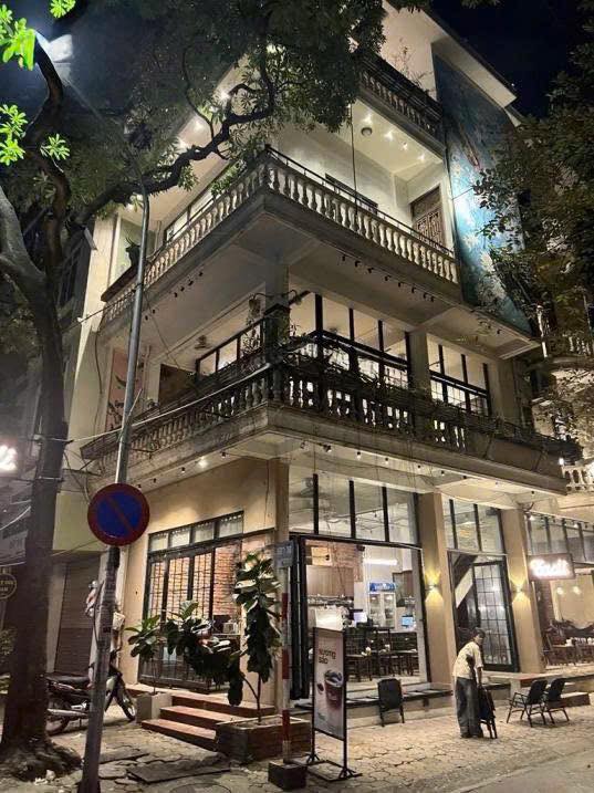 Cho thuê nhà mặt phố Hoàng Ngọc Phách, Đống Đa 70m² giá 65 triệu - Kinh doanh lý tưởng!