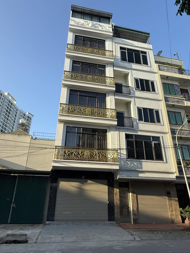 Nhà Liền Kề Tứ Hiệp 60m² giá 35 triệu - Thang máy hiện đại, sẵn ở!