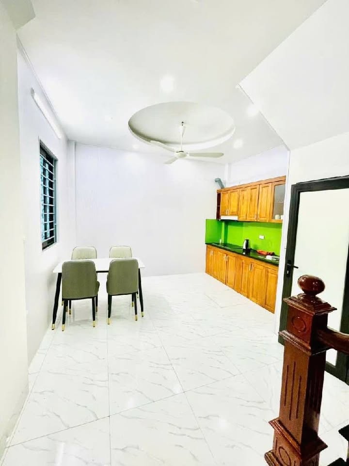 Căn hộ CCMN Lĩnh Nam 101m² giá 6 tỷ - Đang vận hành full phòng!