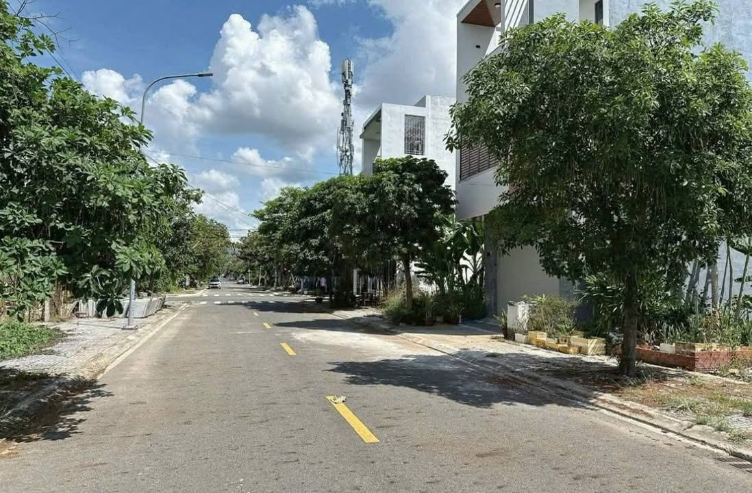 Đất nền Gò Cát 6, Bà Rịa 94.2m² giá 2.39 tỷ - Khu dân cư sầm uất!