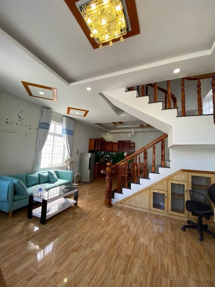 Nhà 1 trệt 3 lầu hẻm ô tô vào nhà phường Thắng Tam, Vũng Tàu - Giá chỉ 7 tỷ!