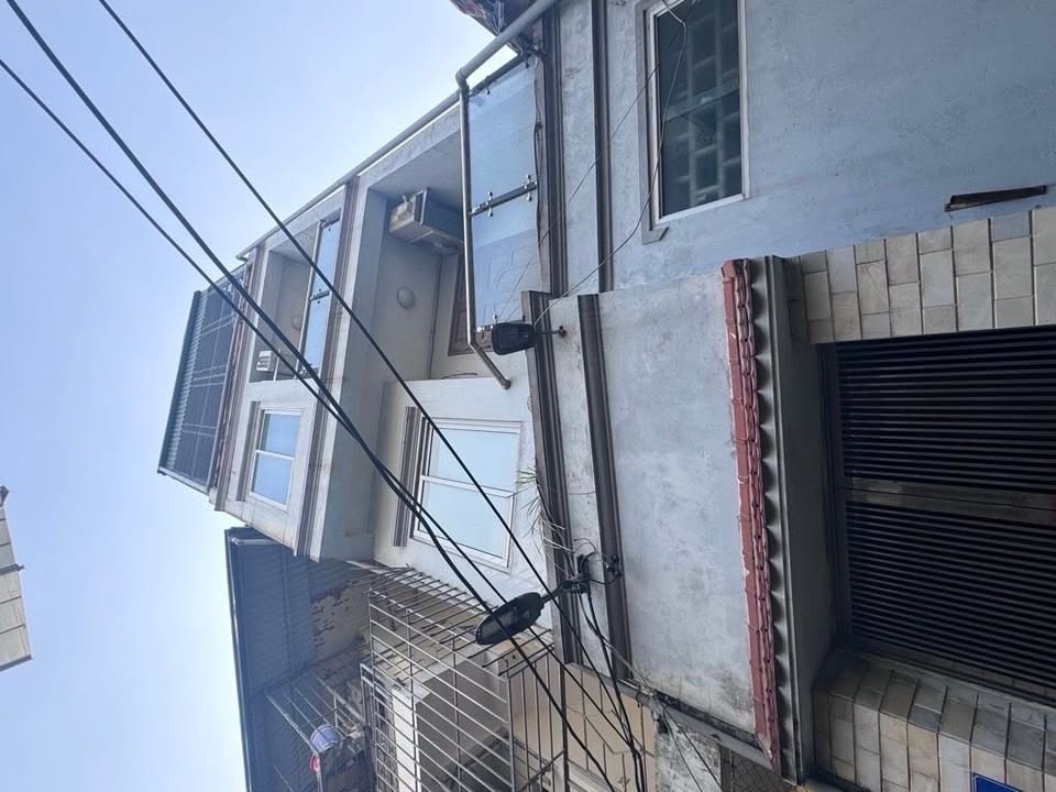 Nhà phố Nguyên Xá, Minh Khai, Bắc Từ Liêm 61m² giá 11.75 tỷ - Kết nối thuận tiện, đầy đủ tiện ích!